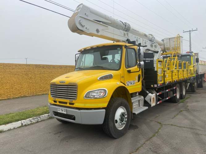 CAMION FREIGHTLINER M2 106 6X4 AÑO 2024 CON HIDROELEVDOR ALTEC AN50