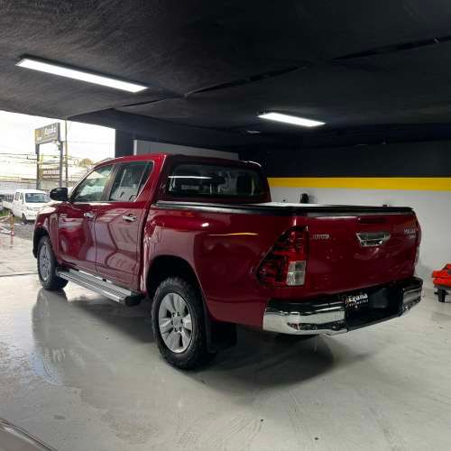 TOYOTA HILUX 4X4 2021