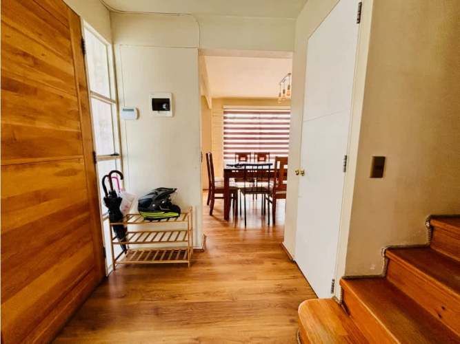 VENDO CASA EN SOL DE TRINARES CURAUMA AMPLIO TERRENO