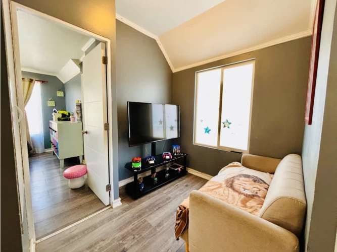 VENDO CASA EN SOL DE TRINARES CURAUMA AMPLIO TERRENO