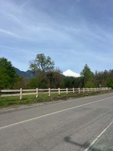 PARCELA DE 5000 M2 EN PUCON A 300 METROS DE LA ROTONDA ELTIT