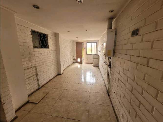 Amplia casa en Los Prados Dos,Puente Alto