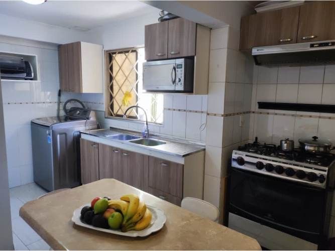 SE VENDE HERMOSA CASA, SECTOR MACUL ALTO, LA FLORIDA