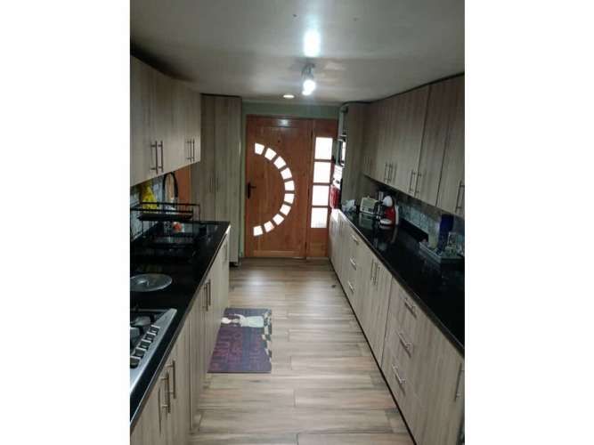 SE VENDE CASA, EN CIUDAD DEL SOL MODELO PRAGA , PUENTE ALTO