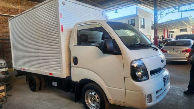 Kia Frontier, Cabina Simple, 2.5 año 2014.