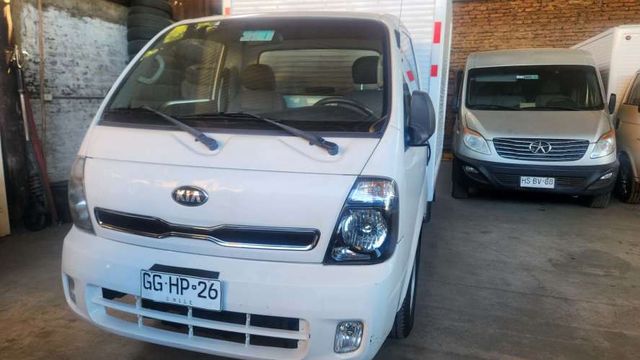 Kia Frontier, Cabina Simple, 2.5 año 2014.