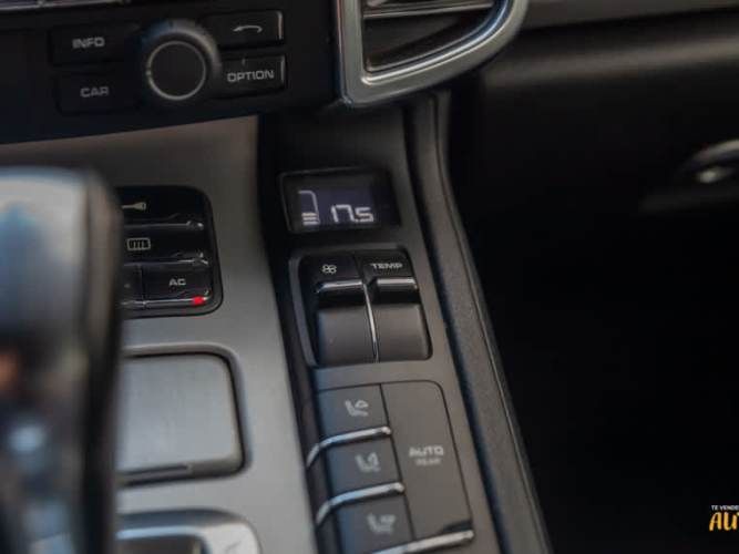 Porsche Cayenne V6 2011