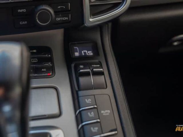 Porsche Cayenne V6 2011