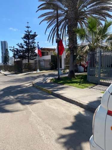 BUSCAMOS  CASAS  EN CONDOMINIO PORTADA O MARES DEL SUR IQUIQUE