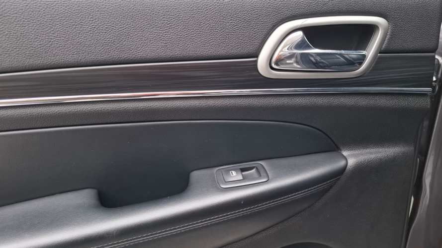 JEEEP GRAND CHEROKEE LTD 3.6 AUT 2021