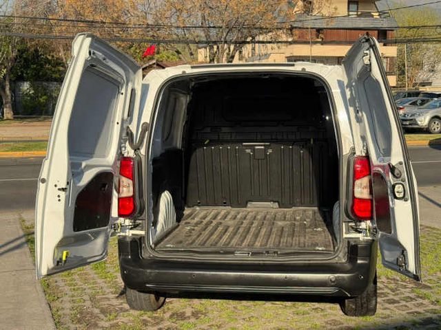 CITROEN BERLINGO DIESEL 1.5 MEC 6 VEL FULL AIRE AIRBAG ABS 2024