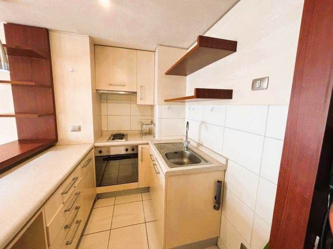 Arriendo  depto edificio Plaza Vista (7767)