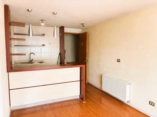 Arriendo  depto edificio Plaza Vista (7767)