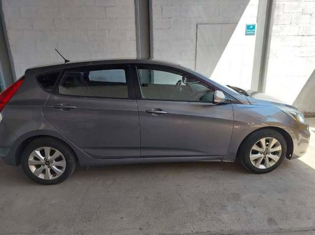 Hyundai Accent VGT 1.6 AUT