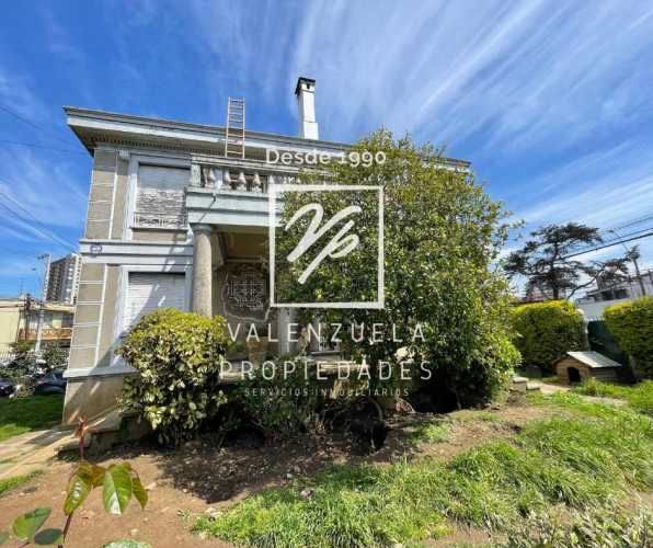 Gran Casa con Potencial Comercial y Residencial