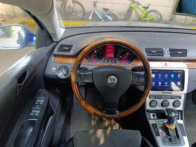 VOLKSWAGEN PASSAT 2007