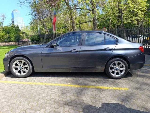 BMW 320 2016