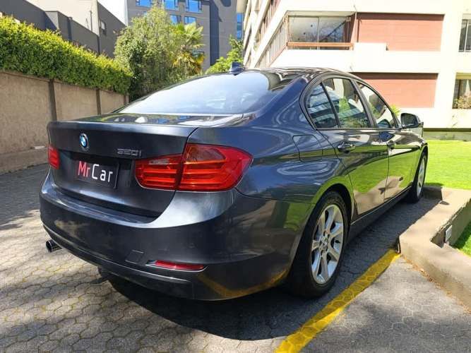 BMW 320 2016