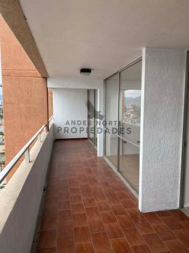 Se vende Departamento Central a pasos de Plaza de Armas de Coquimbo