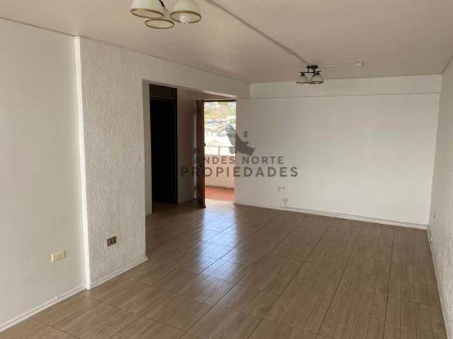 Se vende Departamento Central a pasos de Plaza de Armas de Coquimbo