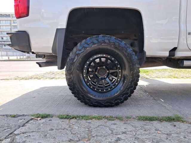 CHEVROLET SILVERADO HIGH COUNTRY LTZ 4WD 5.3 AUT 2018