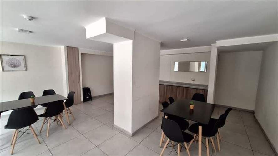 DEPARTAMENTO Av. Ricardo Cumming/ San Pablo