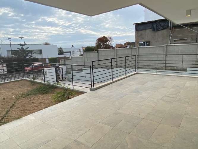 CASA Av. Bosques de Montemar