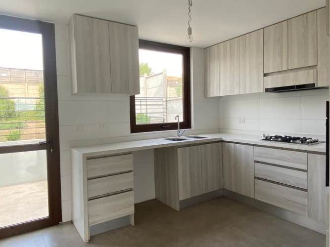 CASA Av. Bosques de Montemar