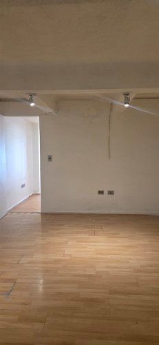 LOCAL COMERCIAL Moneda