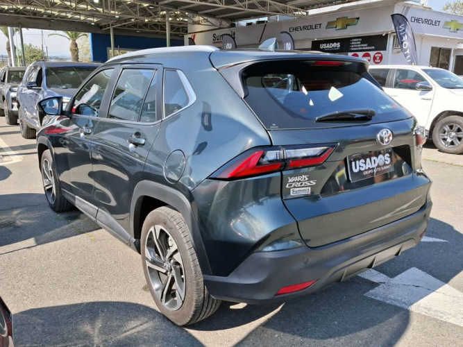 TOYOTA YARIS CROSS 2024