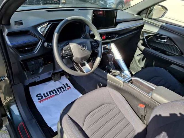 TOYOTA YARIS CROSS 2024