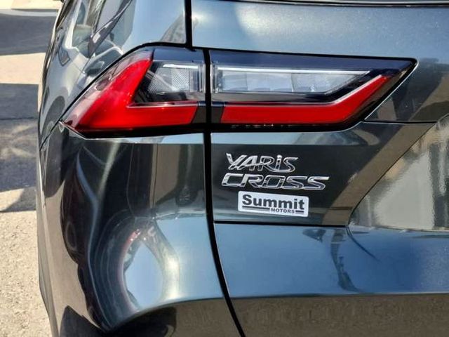 TOYOTA YARIS CROSS 2024