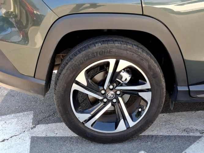 TOYOTA YARIS CROSS 2024