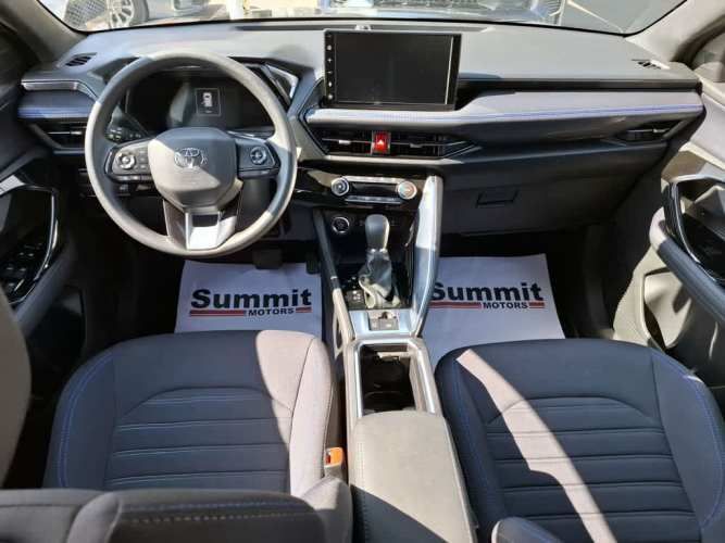 TOYOTA YARIS CROSS 2024