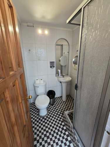 ARRENDAMOS CASA -HOTEL, FRENTE PATIO BELLAVISTA. 100% OPERATIVA