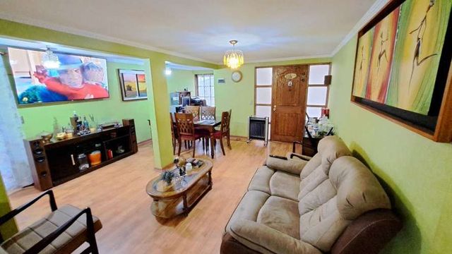 VENDO CASA  4 DORMITORIOS Y 3 BAÑOS CON LOCAL  PUENTE ALTO