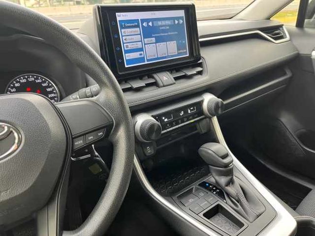 TOYOTA NEW RAV 4 LE 2.0 CVT 2024 ÚNICO DUEÑO