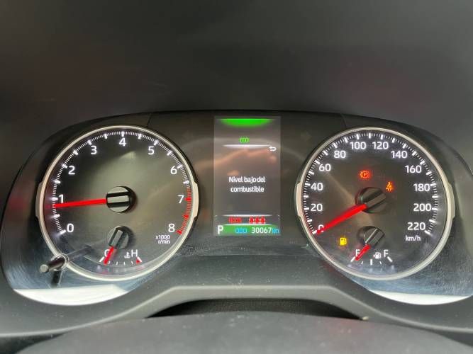 TOYOTA NEW RAV 4 LE 2.0 CVT 2024 ÚNICO DUEÑO