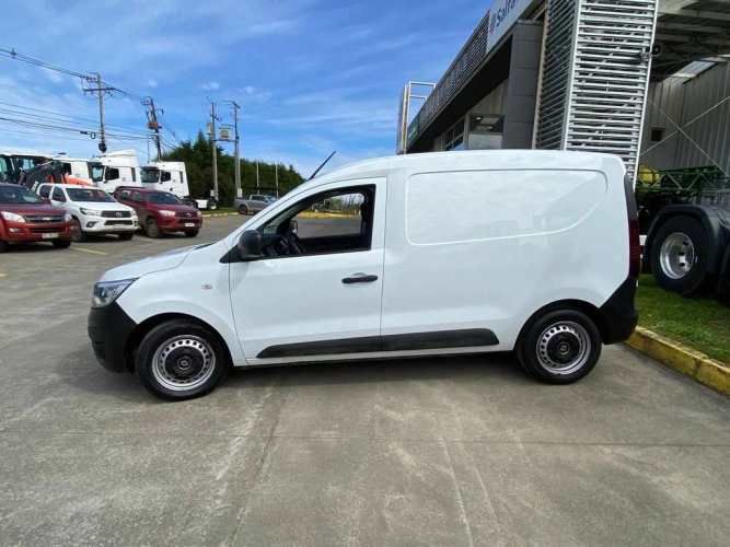 RENAULT EXPRESS 2023