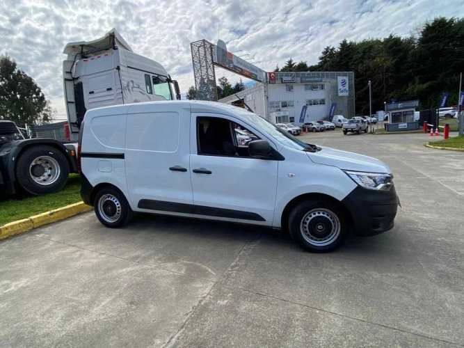 RENAULT EXPRESS 2023