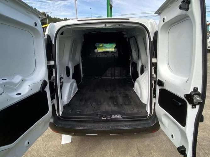 RENAULT EXPRESS 2023