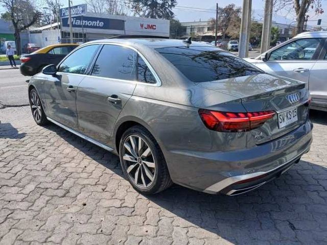 AUDI A4 2024