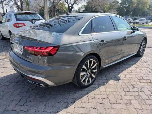 AUDI A4 2024