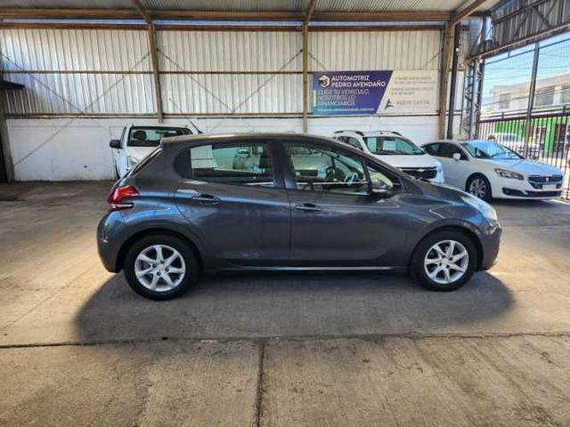 PEUGEOT 208 1.2 active AÑO 2016 FULL EQUIPO, oportunidad