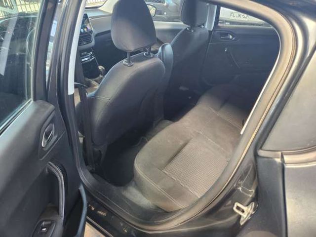 PEUGEOT 208 1.2 active AÑO 2016 FULL EQUIPO, oportunidad