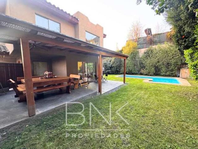 CASA Julia Bernstein/Fernando Castillo Velasco