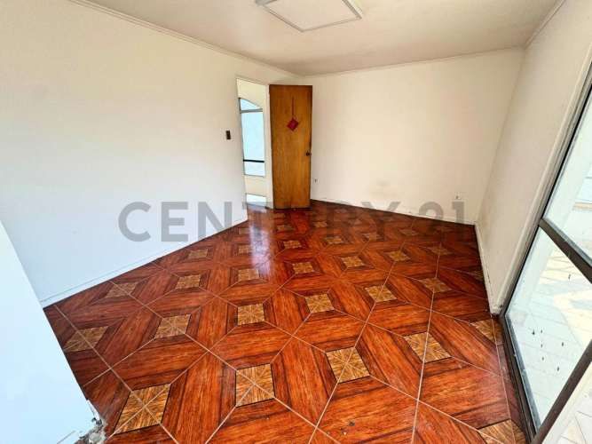 Se vende casa con potencial comercial en Peñuelas