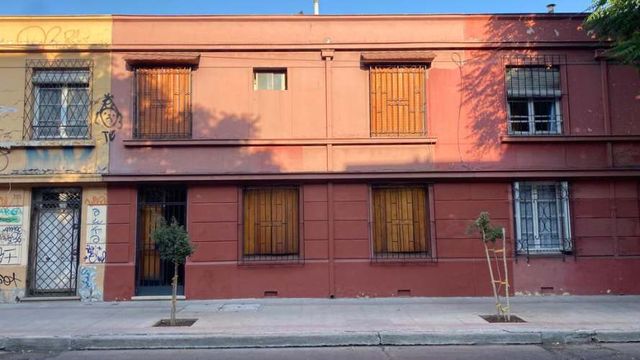 Se vende exclusiva casa Rafael Sotomayor, Stgo