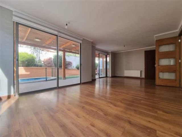 CASA Casa Valenzuela Puelma - 4D + 4B + Escritorio