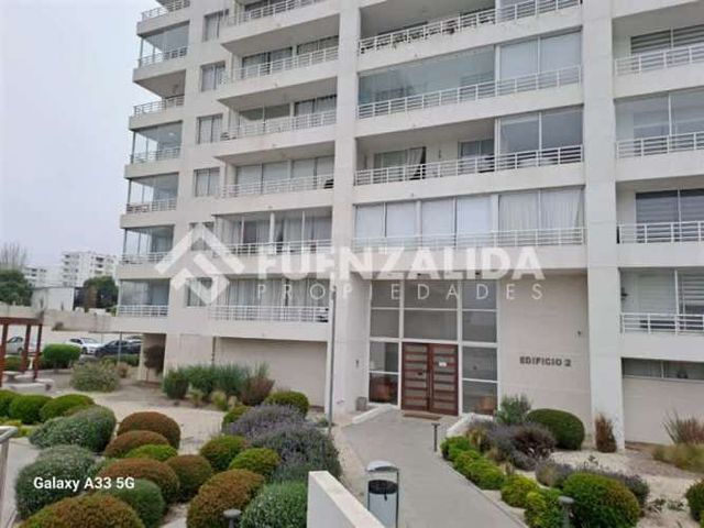 DEPARTAMENTO Cuatro Esquinas con Avenida Pacífico